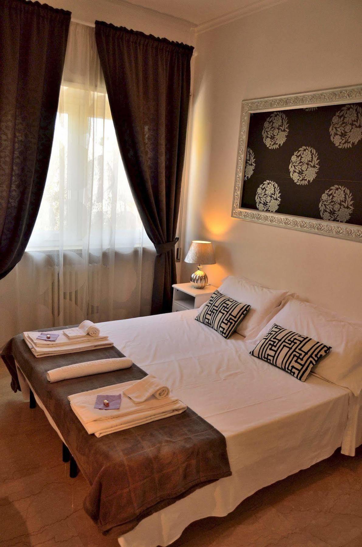 Rome&Suites Buitenkant foto