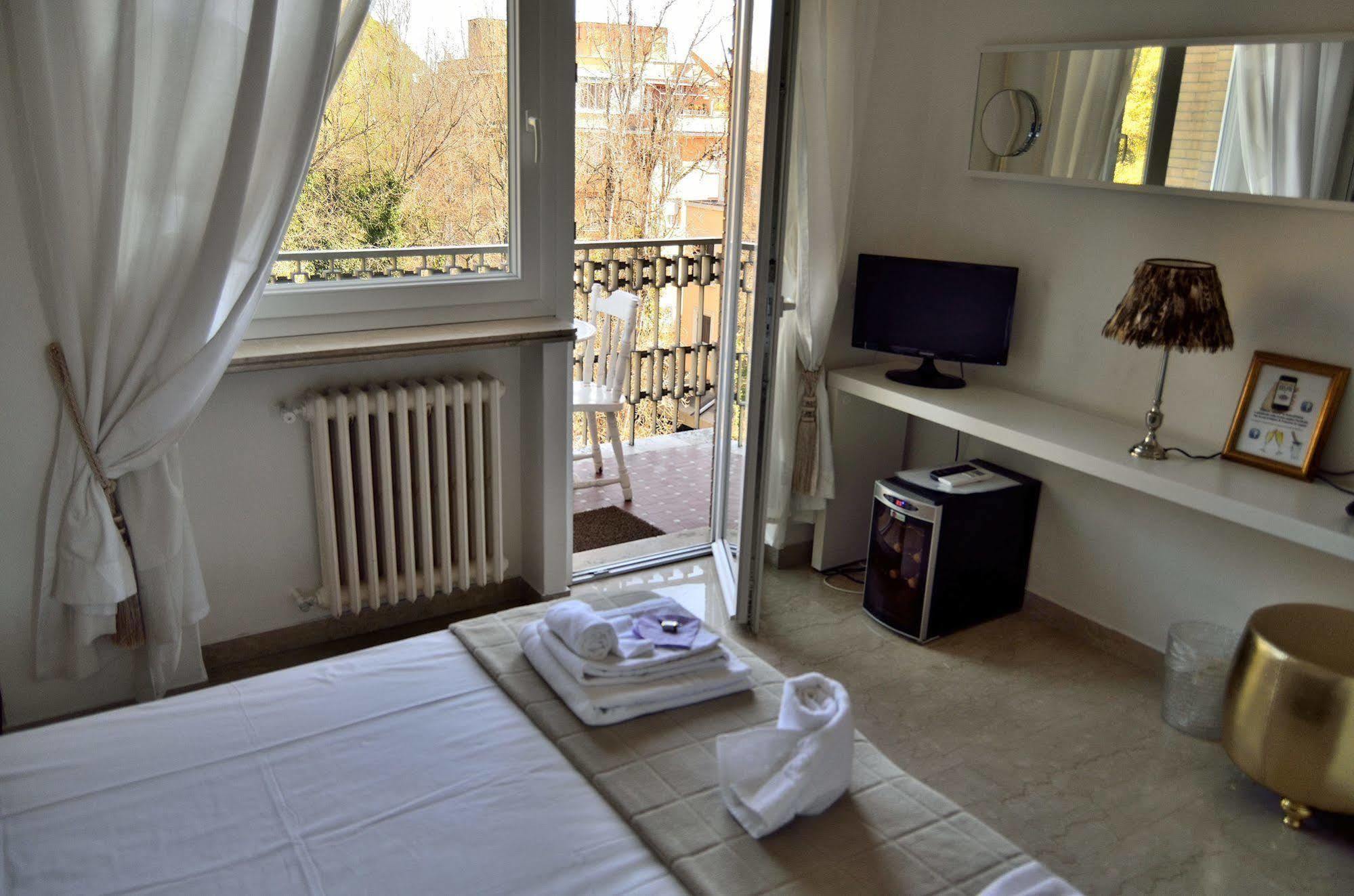 Rome&Suites Buitenkant foto