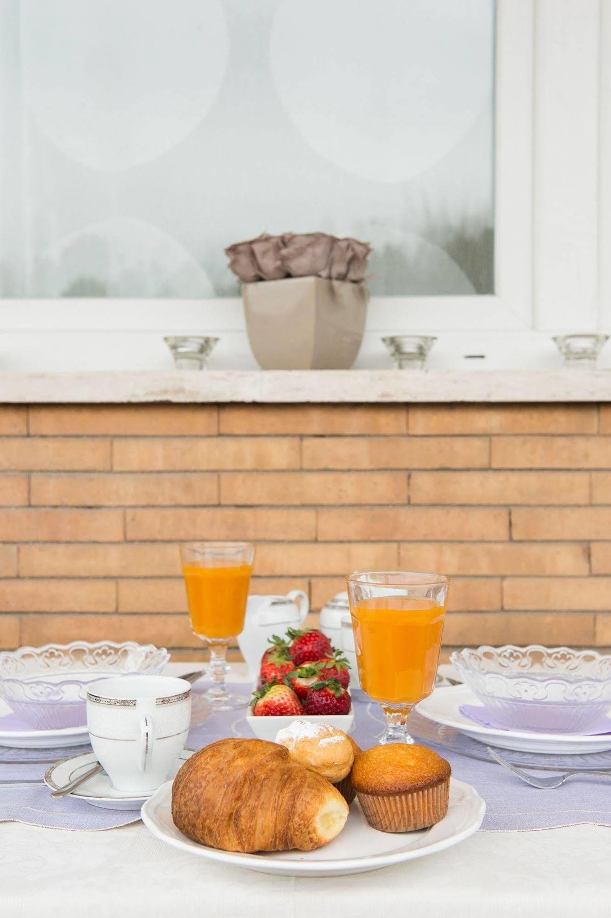 Rome&Suites Buitenkant foto
